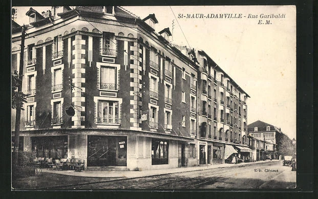 CPA Saint-Maur-Adamville, Rue Garibaldi
