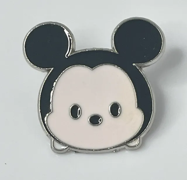Disney Tsum Tsum Mickey Mouse Black White Pin Trading