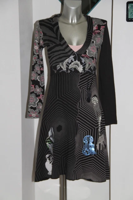 Robe D'hiver DESIGUAL Taille L (40) - Motif Floral Noir - Manches Longues - Super état