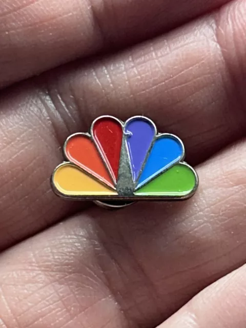 Vtg NBC PEACOCK LOGO National Broadcasting Company Lapel Pin *READ