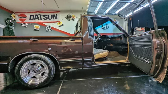 8 Garage Custom Door Panel Set for Datsun 720 / C1 Black