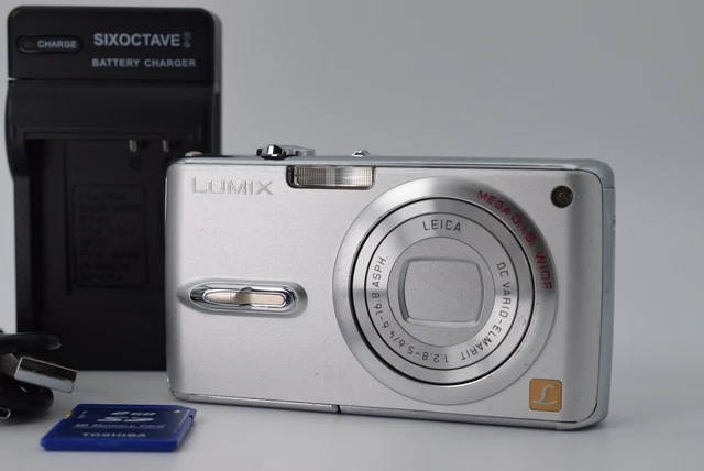 PANASONIC LUMIX DMC-FX07 Compact Digital Camera Silver Japan