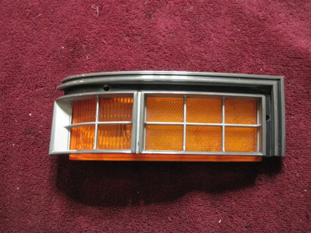 1980 Dodge Diplomat Front Left Side Marker Light 4076765