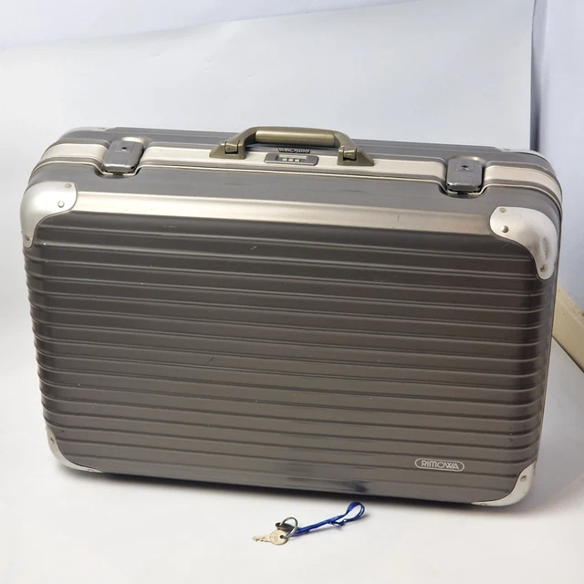 RIMOWA CLASSIC FLIGHT Attache Case 97612 Carry on Silver £363.70