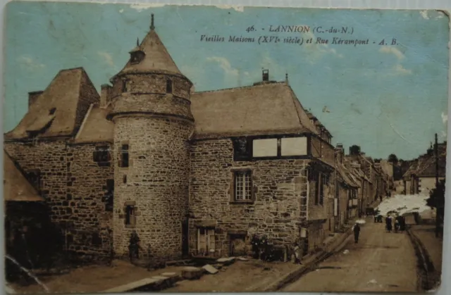Lannion 22 CPA Vieilles Houses ( Wviè Century) et Rue Kérampont Good Mint 1920