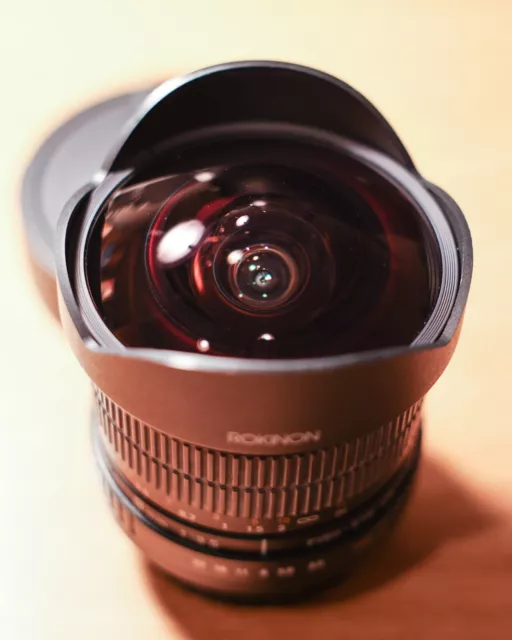 Rokinon 8mm Fish-eye Lens F/3.5 for Canon EF Mount