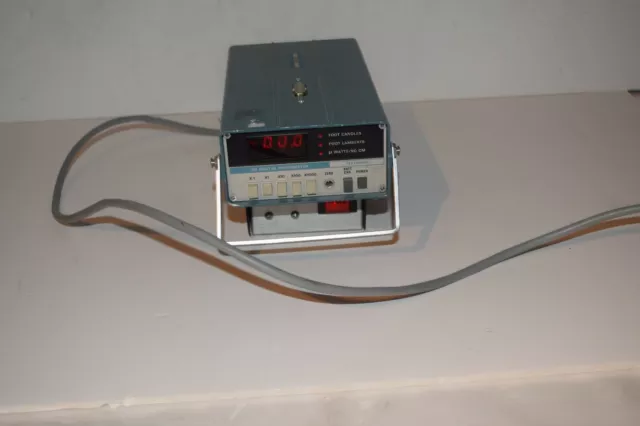 ^^ Tektronix J16 Digital Photometer (Cp28)