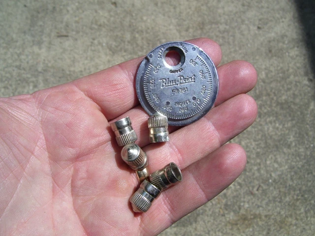 1950s Antique nos Metal tire valve caps Vintage Chevy Ford Hot rat Rod 55 57 63 1950s Antique nos Metal tire valve caps Vintage Chevy Ford Hot rat Rod 55 57 63