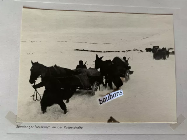 Foto Wehrmacht Schwieriger Vormarsch an der Russenstraße  2.WK