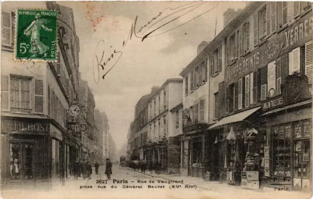 CPA PARIS (15th) Rue de Vaugirard. rue du General Beuret socket (536775)