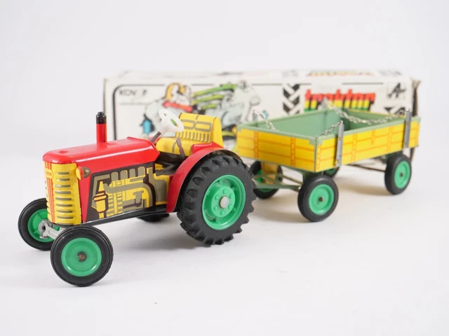 TRACTEUR ZETOR KOVAP et remorque. Jouet ancien en tôle en état de