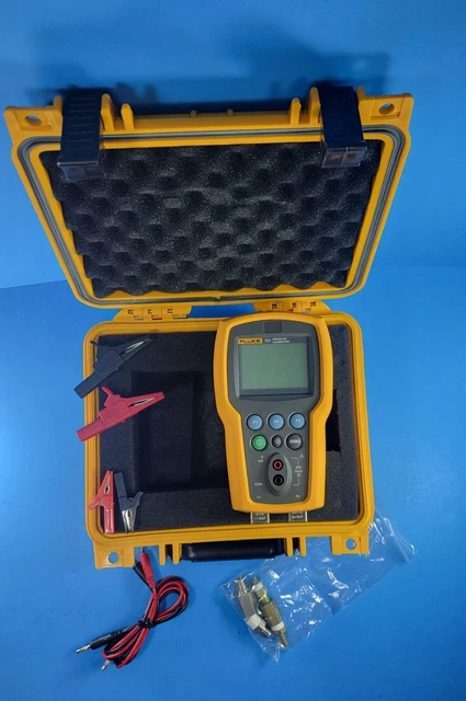 Fluke 721 Pressure Calibrator, Hard Case, Accessories