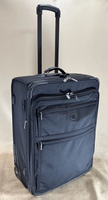Kirkland Signature Black 26” Upright Expandable Wheeled Large Trip Suitcase 3