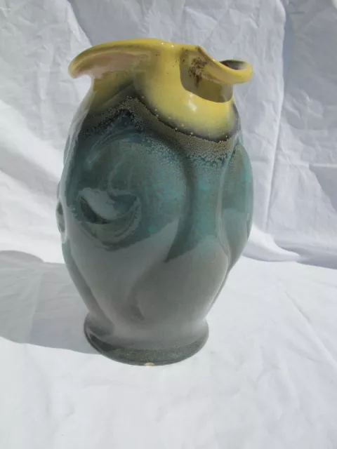 Vintage NV Plateelbakkerij Zuid Gouda Dutch Art Pottery Vase Blue & Yellow 3