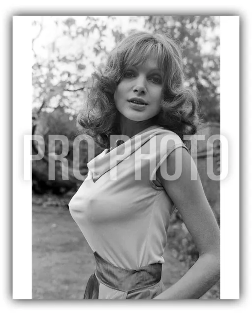 Busty Madeline Smith UK Hammer Glamour 007 Bond Girl Sexy Model Publicity Photo