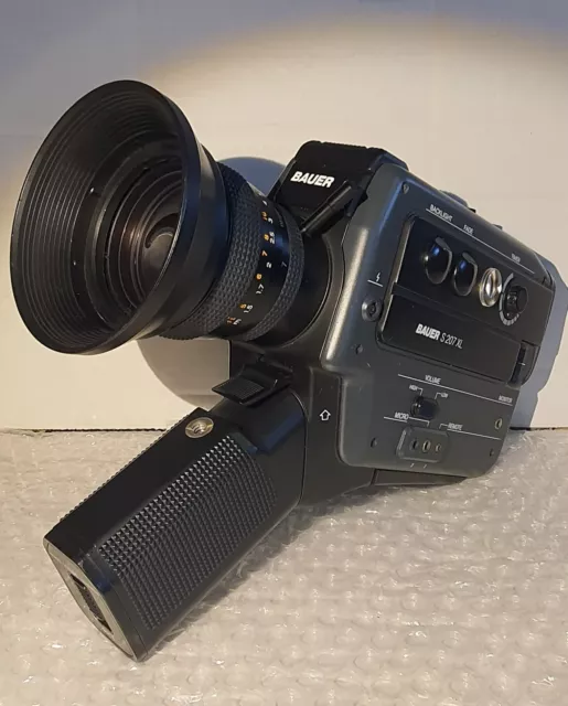 Bauer Super 8 Filmkamera S 207 XL Obj. :Bauer Macro Neovaron f: 1.2  F: 7-45 mm