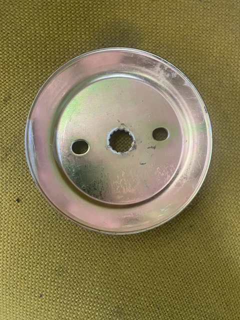Spindle Assembly With Pulley Bolt For John Deere LX279, LX288, GT225, GT235 – AM126418 Compatible
