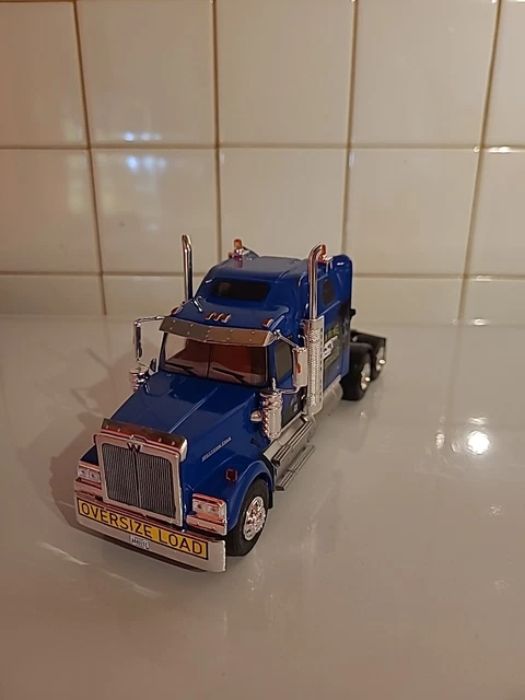 Miniatures Berliet 1/43 par IXO - Collect World