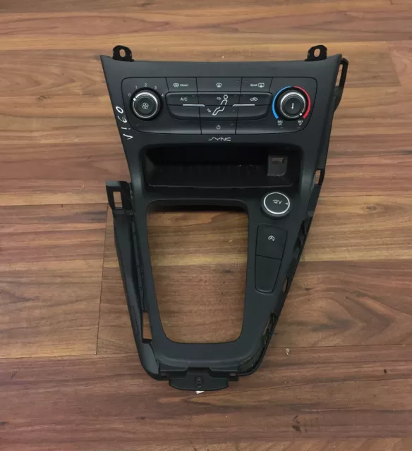 Ford Focus Mk3 Zetec S Tdci 2014-2017 Heater Control Panel & Surround