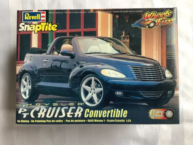 Revell Chrysler PT Cruiser Convertible SnapTite Model Kit 1/25 Scale