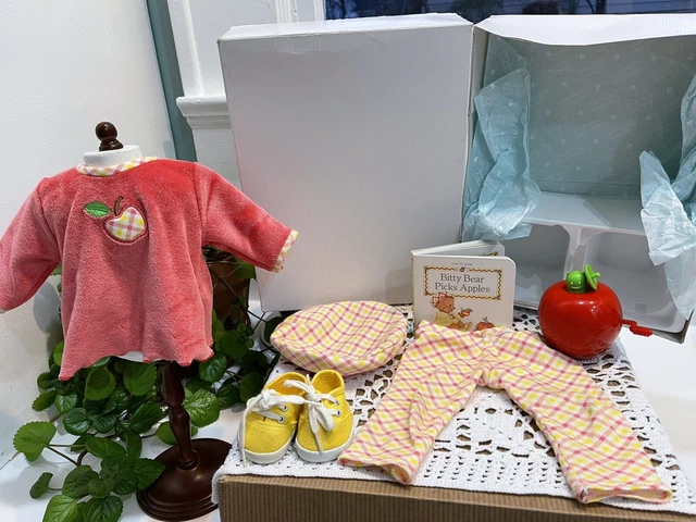 PLEASANT COMPANY American Girl BITTY BABY AUTUMN SET w/ Box & Apple Works 1998