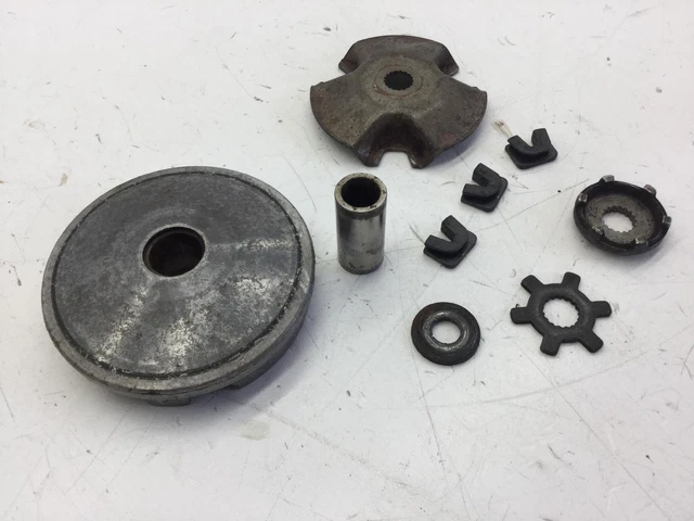 Joue Fixe (demi-poulie) Ventilée Dentelée Pour Variateur Aprilia Scarabeo 125 4T à Partir De 2003 - Neuf, Générique