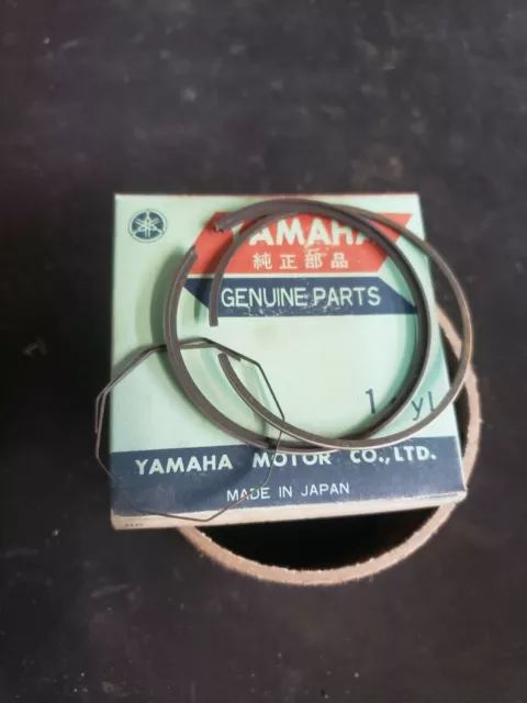 Yamaha R5 R5B R5C Rd350 1970-75 Piston Ring Two Sets 1St Over Oem # 360-11610-12