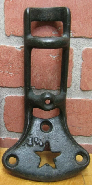 OLD FLAG POLE HOLDER BRACKET HARDWARE CUT OUT STAR 1 3/8 Steel Metal Old Paint