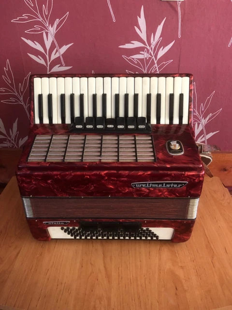 Accordion Weltmeister Stella 80 bass