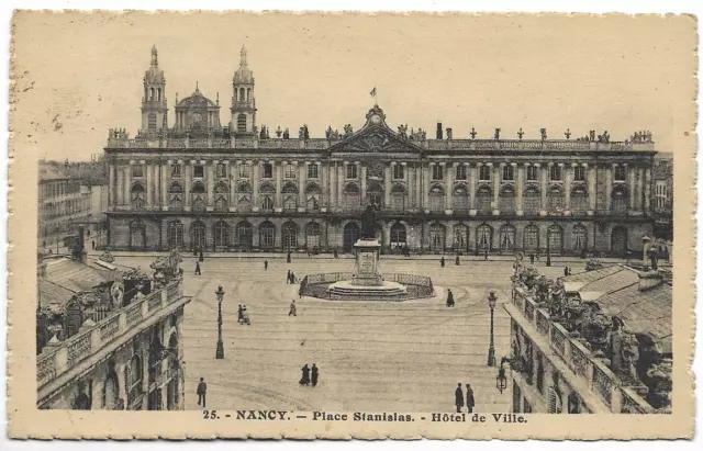 CPA ""NANCY - Place Stanislas - Town Hall
