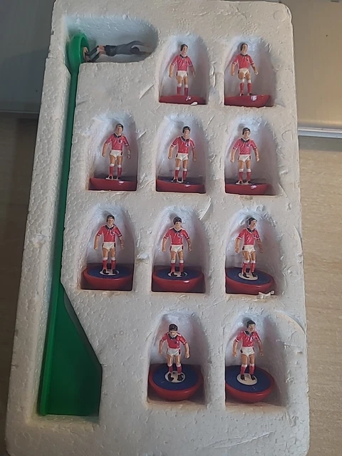 ENGLAND. La Leggenda LW Subbuteo Team In A Named Box