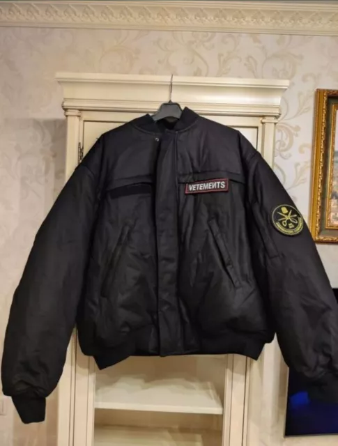 Vetements police bomber