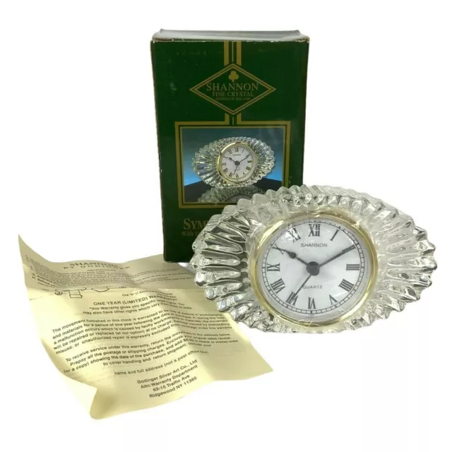 Reloj de cuarzo ovalado irlandés fino Shannon simetría números romanos estante de escritorio