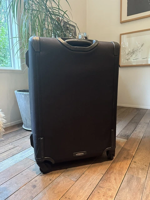 Tumi Alpha 2 Short Trip Medium Expandable Suitcase - Rare Black/ Gold /Cream Int 2