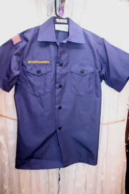 Boy Cub  Scouts of America Uniform Navy Blue Medium Youth Shirt