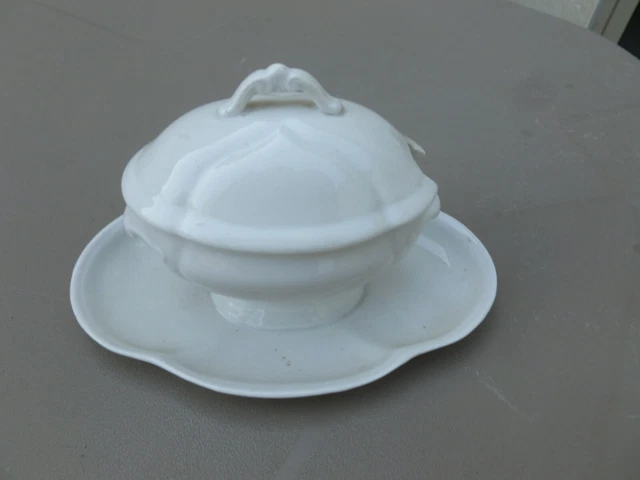 8 Inch Lamp Harp Holder With UNO Fitter - E26 Light Base Adapter For Table & Floor Lamps (Silver)