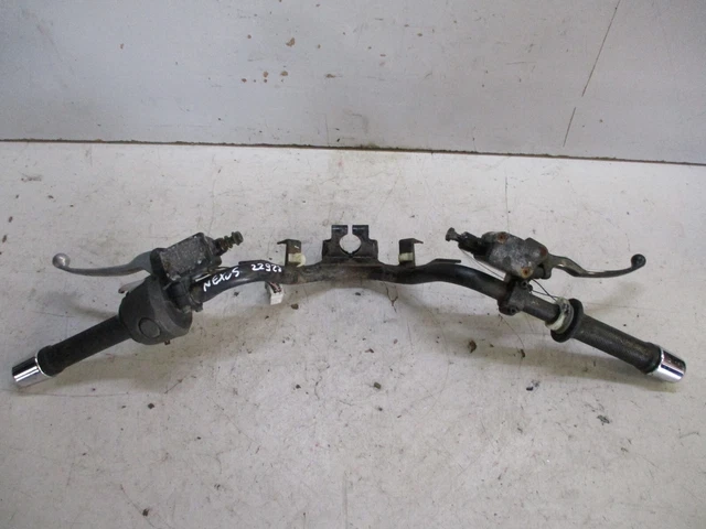 Manubrio Sterzo Manopole Pompa Freno Pompe Freni Gilera Nexus 500 2003 2004 2005