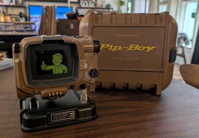 FALLOUT 4 PIP-BOY Model 3000 Mk IV Collector's Edition