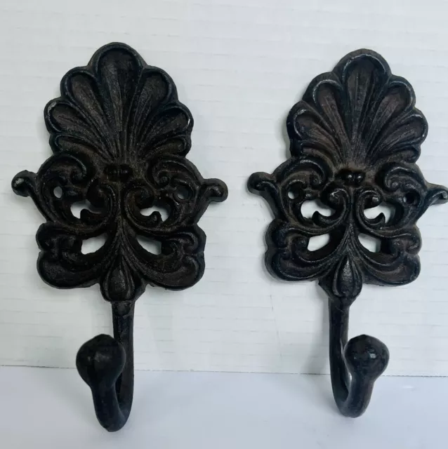 Two VTG Ornate Cast Iron Wall Mount Coat/Hat Hooks 7”x4”