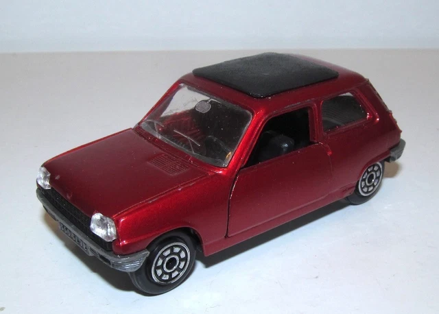 Miniature Norev Jet Car – Renault 30 – 1/43 – Multicolore – 1972 – Occasion