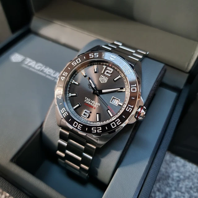 TAG HEUER FORMULA 1 Calibre 5 Automatic Grey Dial Steel Bracelet Tag heuer formula 1 calibre 5 automatic grey dial steel bracelet