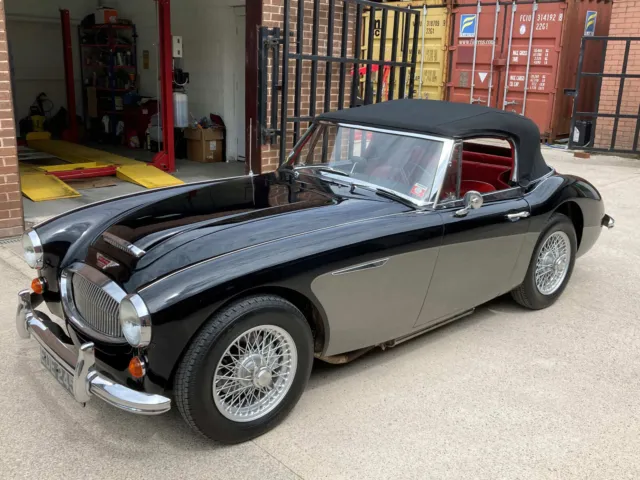 1965 Austin Healey 3000 MKIII BJ8 LHD Excellent condition.  Low miles 39k