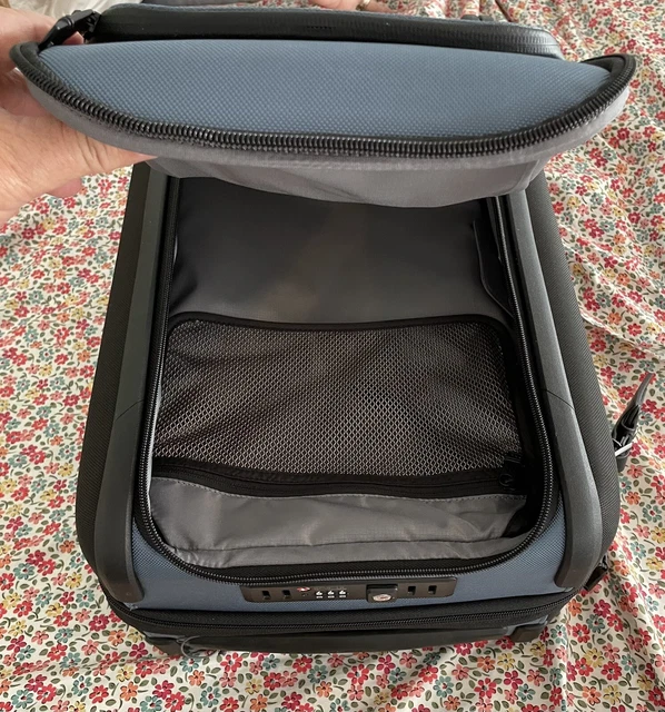 Tumi Alpha 3 Continental  Dual Access Expandable Carry-On Storm Blue 3