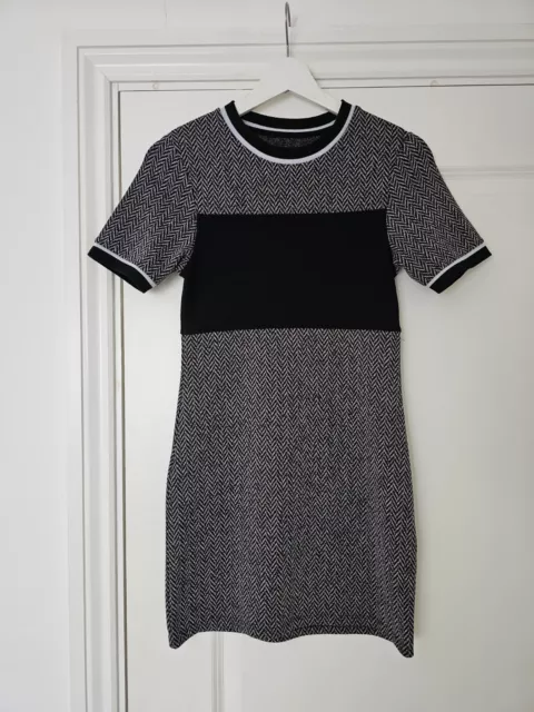 Lovely girls jumper dress age 10-11 Years