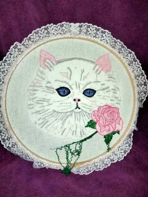 Stunning Large Hand Made Tufted Embroidered White Persian Cat Hoop Wall Art 3