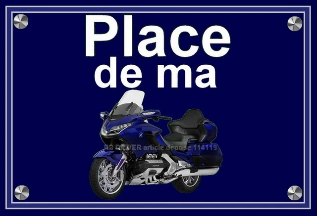 plaque " PLACE DE MA HONDA GOLDWING 1800 bleue 2018  "