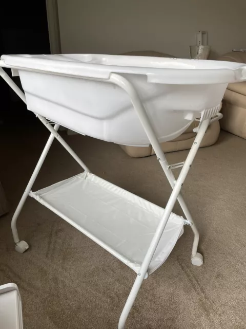 Infa Secure Maxi Baby Bath With Stand