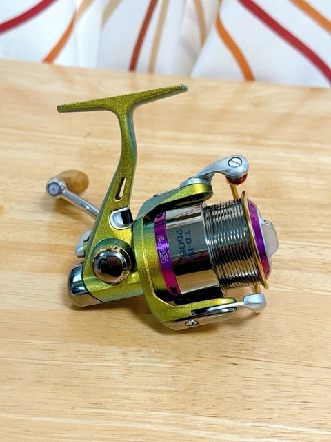 MEGABASS DAIWA TD-ITO 103M 5.8:1 Gear Right BaitCasting Reel Very