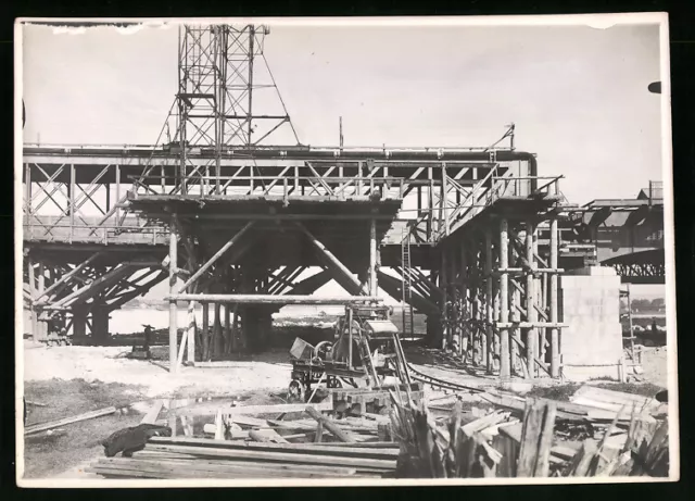 Fotografie Wien-Floridsdorf, Brückenbau Kaiser Franz Joseph Brücke, Betonmische