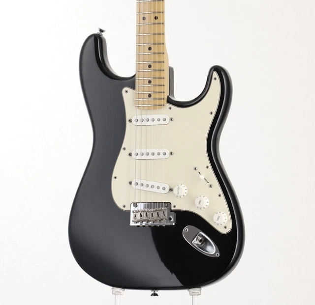 FENDER USA AMERICAN STANDARD STRATOCASTER BLK Used Maple Neck w/Hard Case